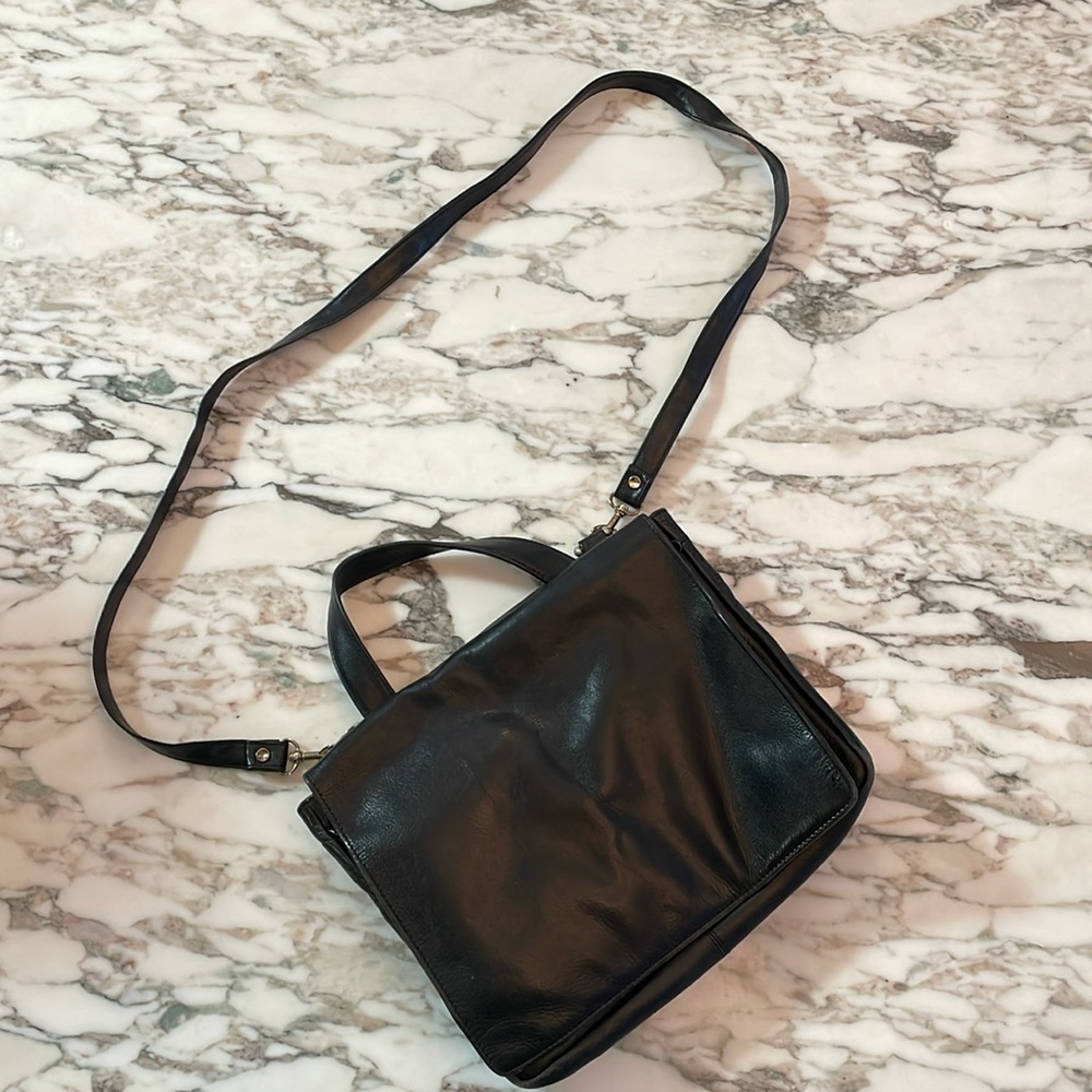 WILSON’S ✨leather crossbody messenger bag